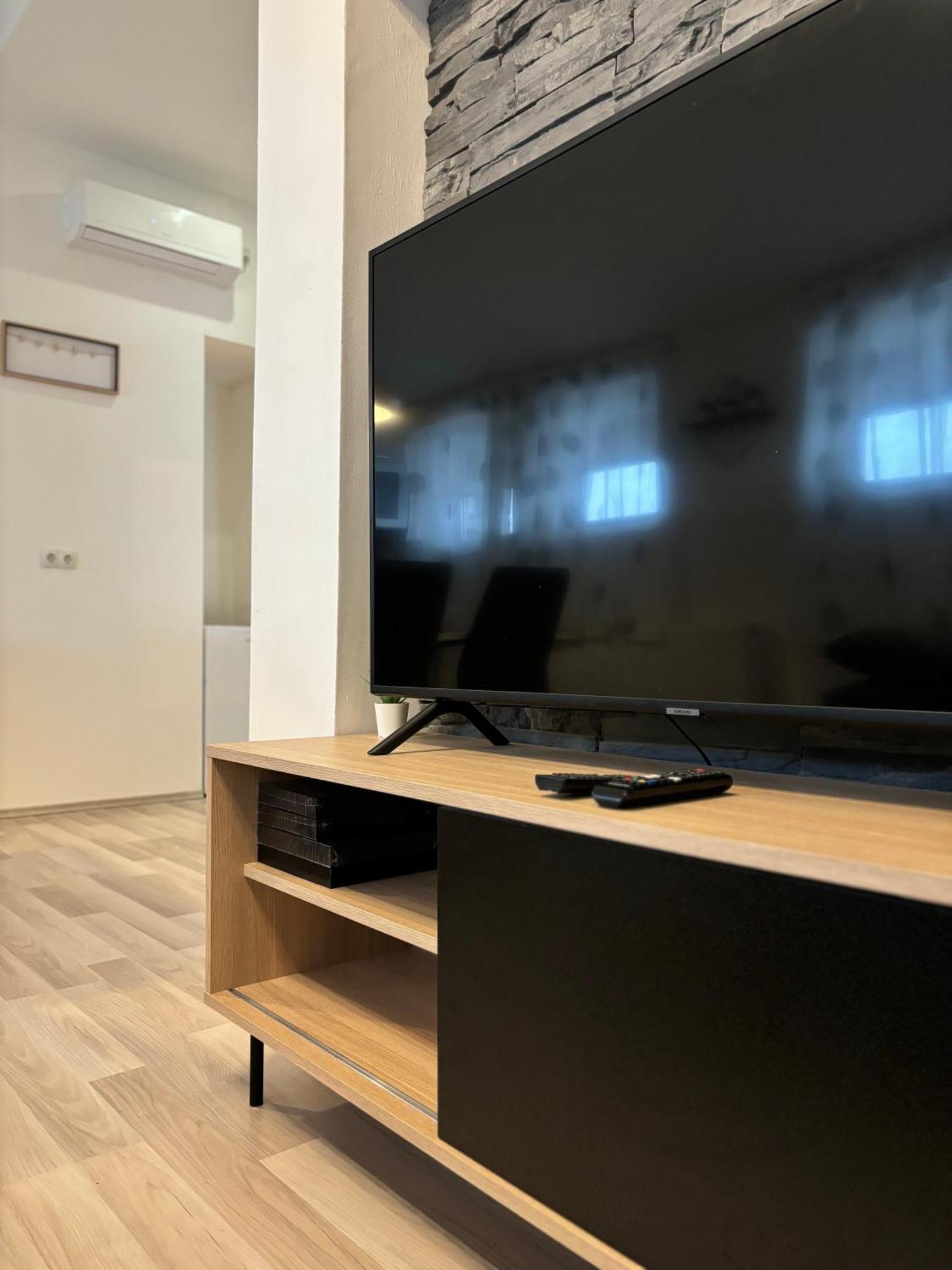 Albert Apartments Zagreb Airport Velika Gorica Luaran gambar